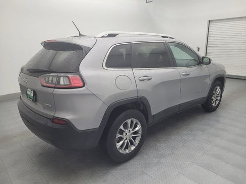 Used 2019 Jeep Cherokee Latitude Plus image 10