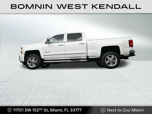 Used 2018 Chevrolet Silverado 2500 LT w/ Custom Sport Edition image 21