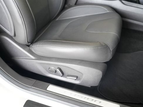 Used 2016 Ford Fusion Titanium FWD image 30