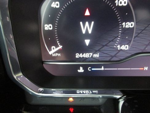 Used 2022 GMC Sierra 1500 SLE image 24