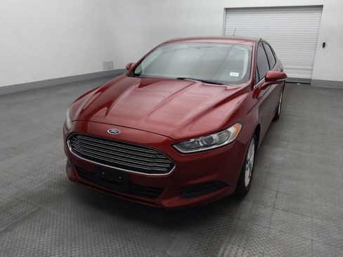 Used 2015 Ford Fusion SE image 15