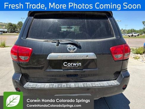 Used 2013 Toyota Sequoia Platinum AWD/4WD image 4