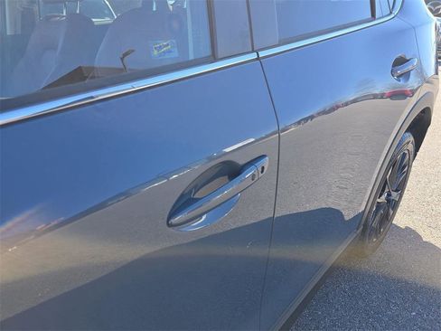 Used 2023 MAZDA CX-5 Carbon Edition image 13
