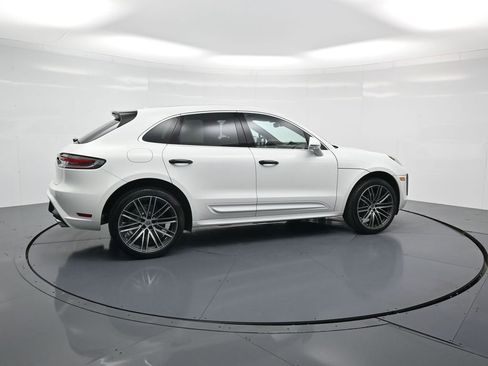 Certified 2026 Porsche Macan AWD/4WD image 31