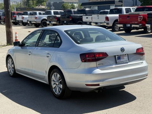 Used 2016 Volkswagen Jetta S FWD image 6