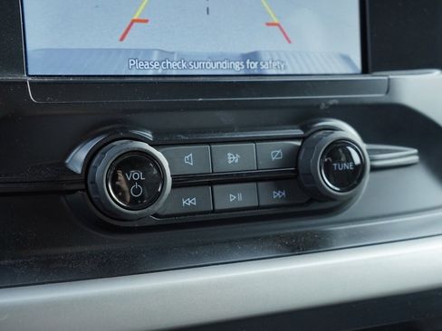 Used 2023 Ford F150 XLT image 19