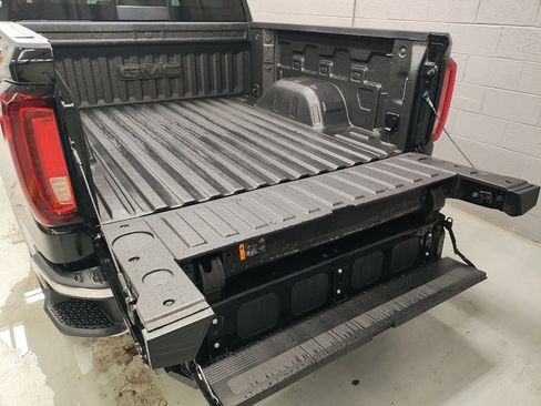 New 2026 GMC Sierra 1500 SLT w/ SLT Premium Plus Package image 22