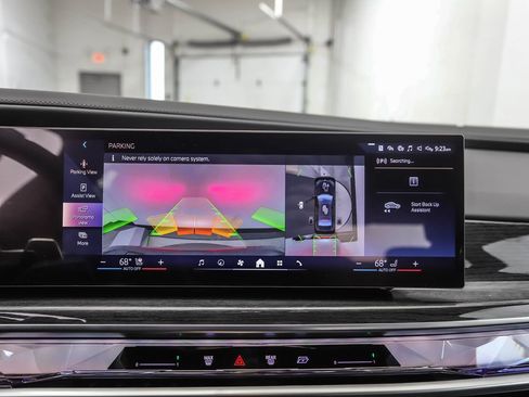 Used 2026 BMW 750e xDrive w/ Executive Package image 19