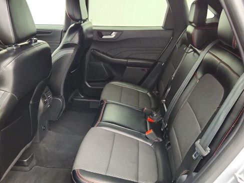 Used 2024 Ford Escape ST-Line w/ Cold Weather Package FWD image 19