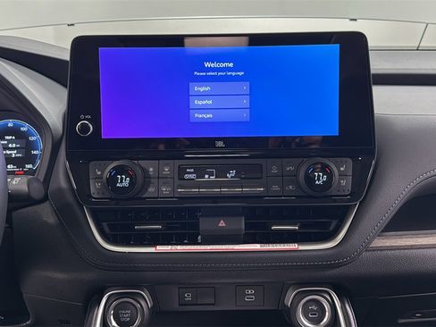 New 2026 Toyota Grand Highlander Platinum image 10