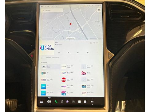 Used 2018 Tesla Model X 75D image 33