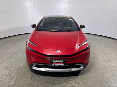 New 2026 Toyota Prius Plug-In Hybrid FWD image 8
