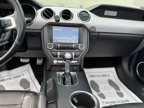 Used 2016 Ford Mustang Premium image 31