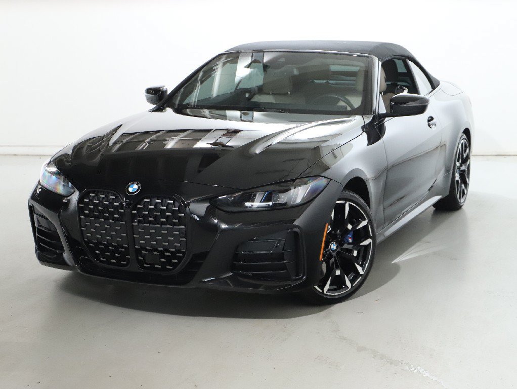 Used 2025 BMW 430i xDrive Convertible w/ M Sport Package AWD/4WD image 3