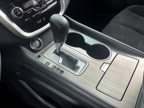 Used 2017 Nissan Murano S FWD image 18