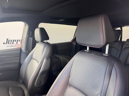 Used 2025 Honda Odyssey Sport-L image 9