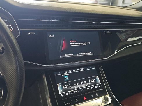 Used 2024 Audi SQ8 Premium Plus w/ S Sport Package AWD/4WD image 9