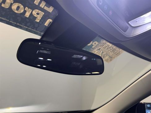 Used 2020 Chevrolet Traverse LT w/ Driver Confidence II Package image 31