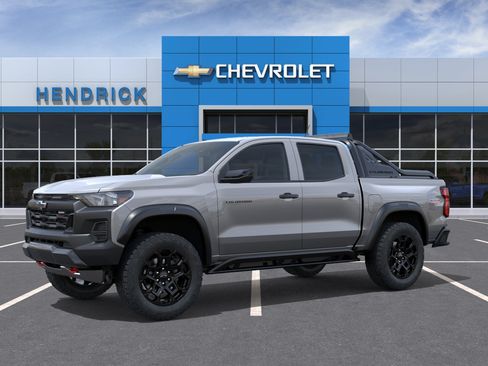 New 2026 Chevrolet Colorado Trail Boss w/ Midnight Edition AWD/4WD image 2