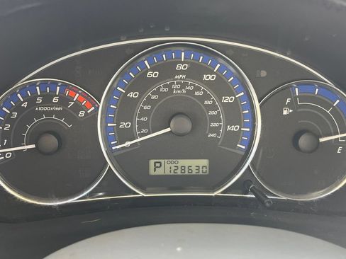Used 2013 Subaru Forester 2.5X Premium w/ Popular Pkg 3 AWD/4WD image 14