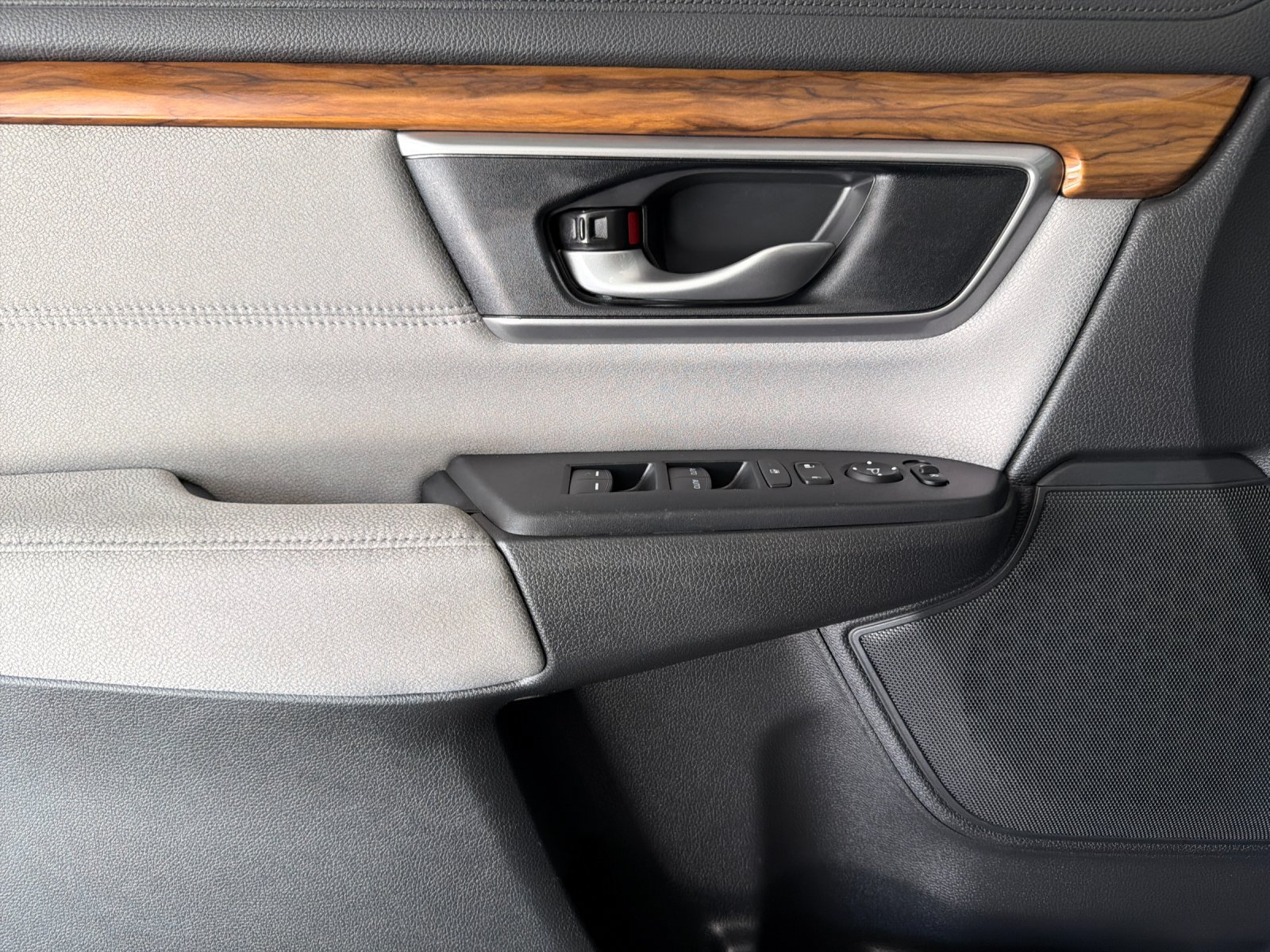 Used 2019 Honda CR-V EX image 12