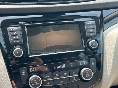 Used 2020 Nissan Rogue Sport SV FWD image 29
