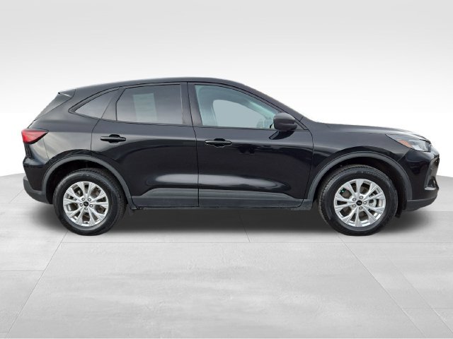 Used 2025 Ford Escape Active AWD/4WD image 16