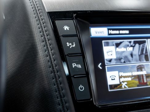 Used 2016 Jaguar F-TYPE S image 53