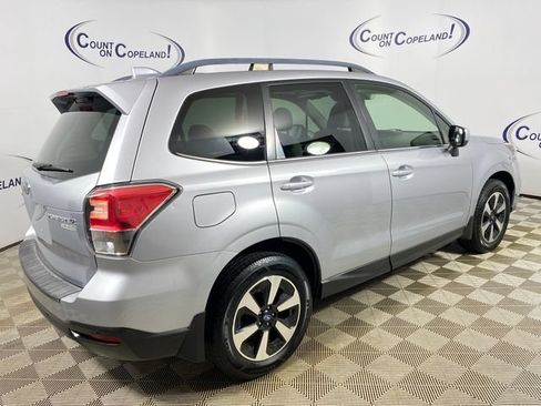 Used 2017 Subaru Forester 2.5i Limited AWD/4WD image 7