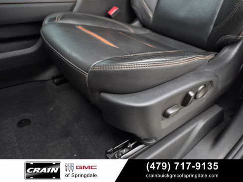Used 2023 GMC Sierra 1500 AT4 w/ AT4 Premium Package AWD/4WD image 22