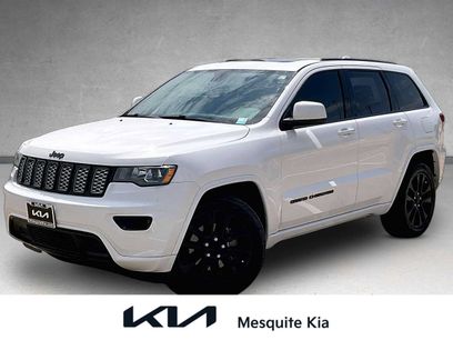 Used 2019 Jeep Grand Cherokee Altitude