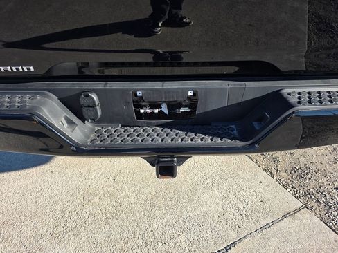 Used 2024 Chevrolet Colorado Z71 w/ Advanced Trailering Package image 10