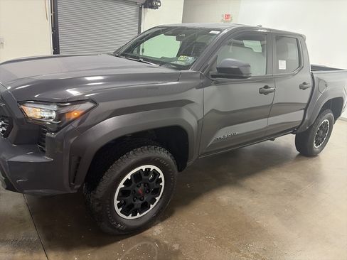 New 2025 Toyota Tacoma TRD Off-Road image 6