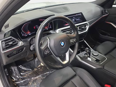 Used 2020 BMW 330i xDrive Sedan w/ Convenience Package AWD/4WD image 16