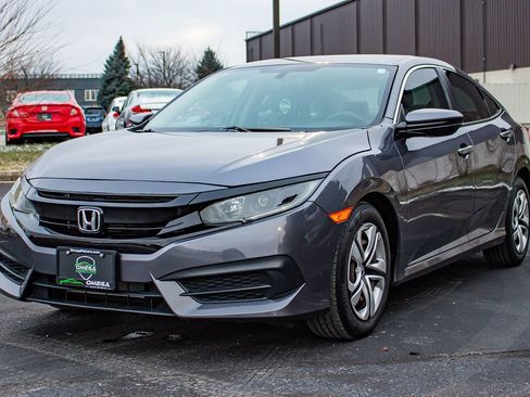 Used 2018 Honda Civic LX image 3
