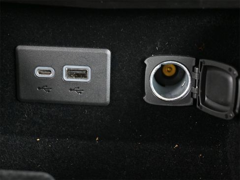 Certified 2022 Cadillac XT4 Sport w/ Enhanced Visibility Package image 24