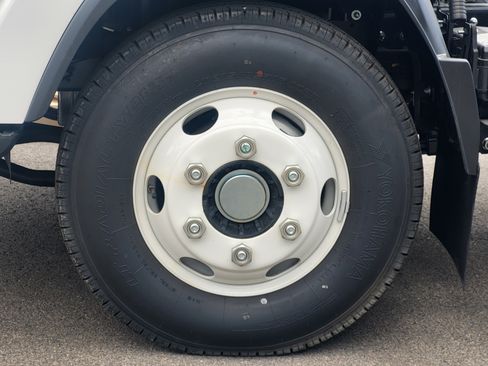 New 2025 Isuzu NPR HD RWD image 10
