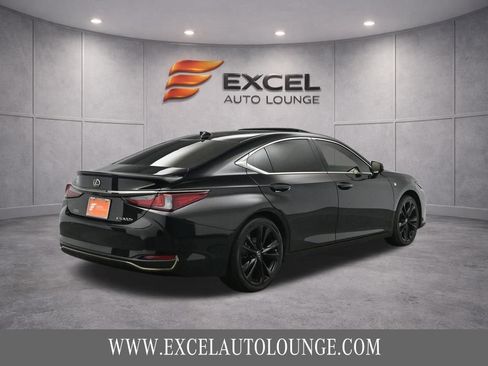 Used 2023 Lexus ES 300h F Sport w/ Accessory Package (Z1) FWD image 9