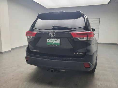 Used 2018 Toyota Highlander XLE image 7