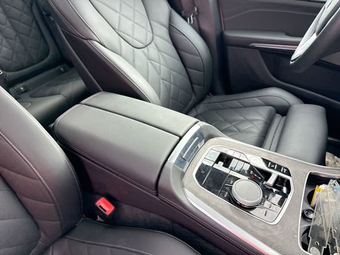 Used 2026 BMW X5 sDrive40i RWD image 22