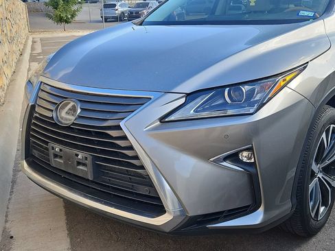 Used 2017 Lexus RX 350 FWD w/ Premium Package image 2
