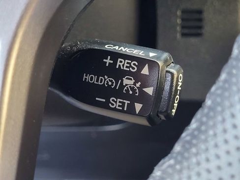 Certified 2023 Toyota Tacoma SR5 w/ Technology Package image 15