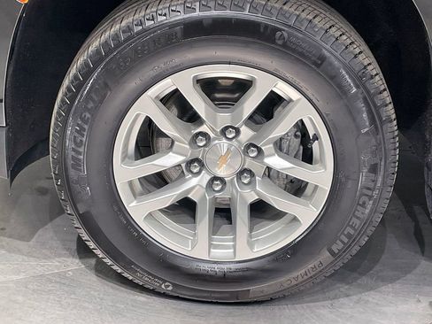 Used 2024 Chevrolet Tahoe LS AWD/4WD image 16