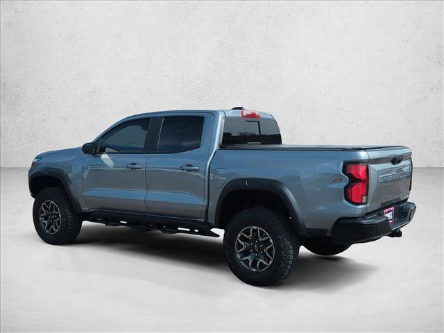 Used 2026 Chevrolet Colorado ZR2 w/ Technology Package AWD/4WD image 7