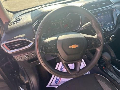 Used 2023 Chevrolet TrailBlazer LT w/ Convenience Package image 16
