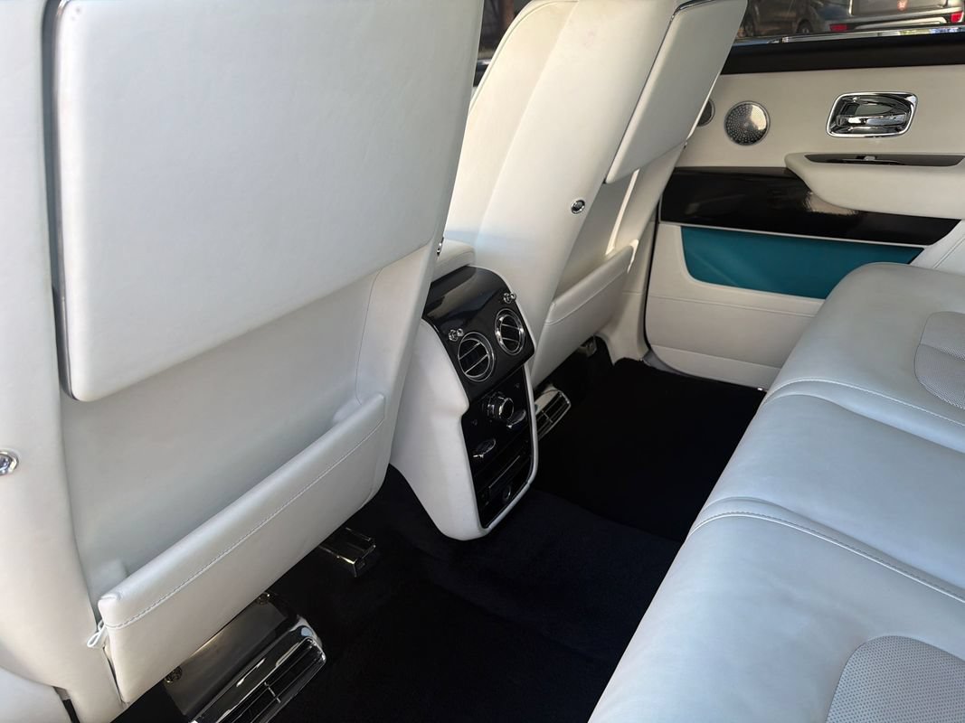 Used 2019 Rolls-Royce Cullinan AWD/4WD image 21