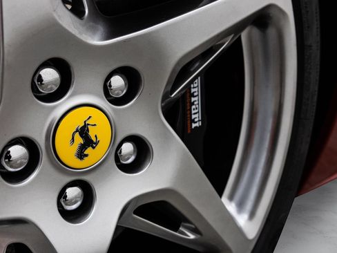 Used 2011 Ferrari 458 Italia Coupe RWD image 27