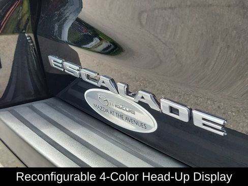 Used 2019 Cadillac Escalade Luxury RWD image 7