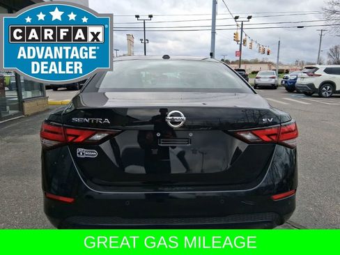 Certified 2023 Nissan Sentra SV w/ All-Weather Package FWD image 7