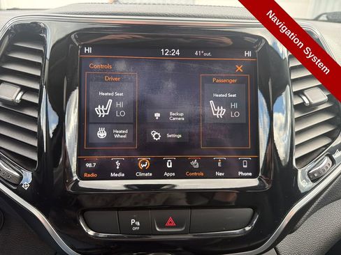 Used 2019 Jeep Cherokee Limited w/ Safetytec Group image 21